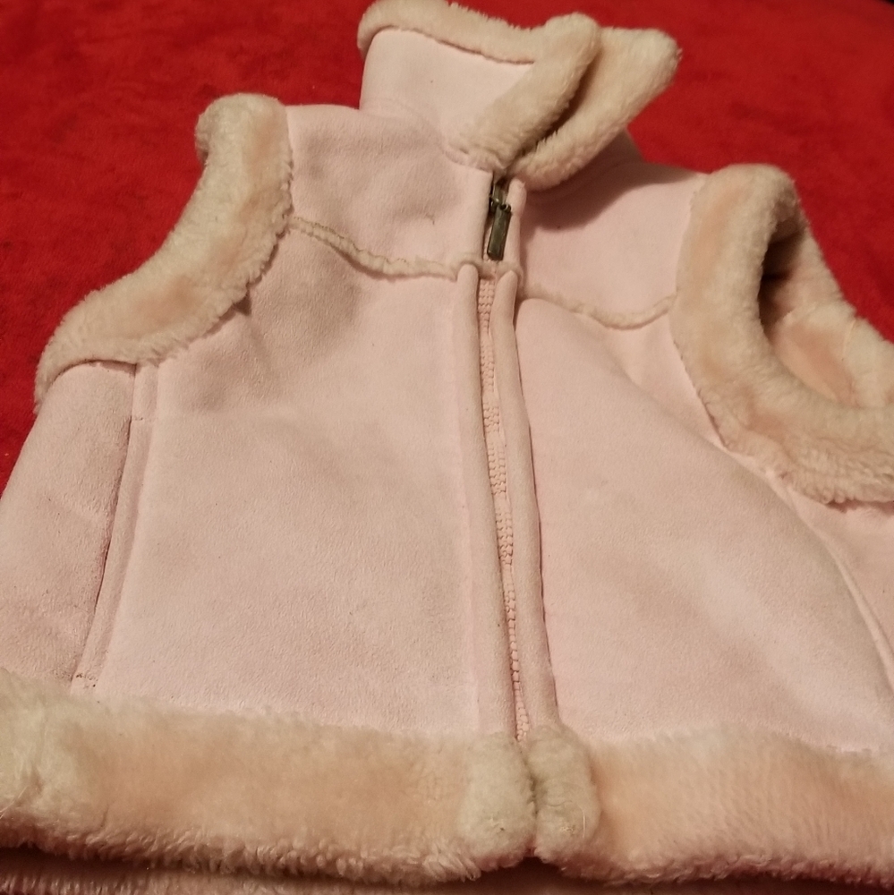 Gorgeous 5T fur pink vest🇨🇦🇨🇦